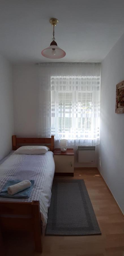 Apartment Ivana Gospic Ngoại thất bức ảnh
