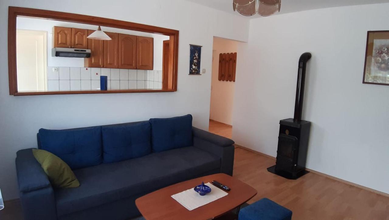 Apartment Ivana Gospic Ngoại thất bức ảnh